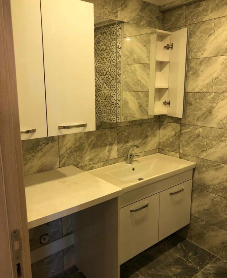 Klasik Banyo Dolabı
