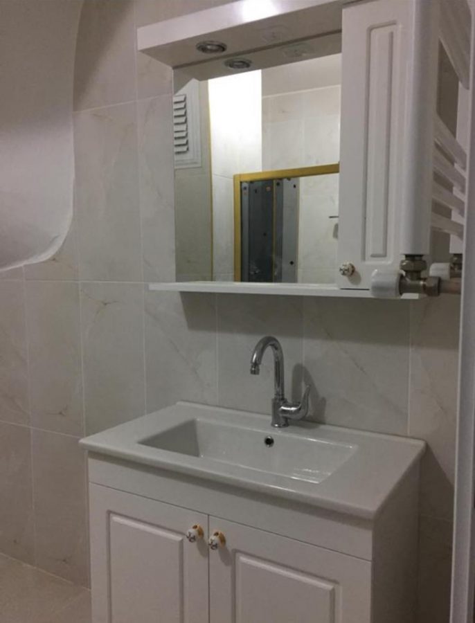 Ultra Modern Banyo Dolabı