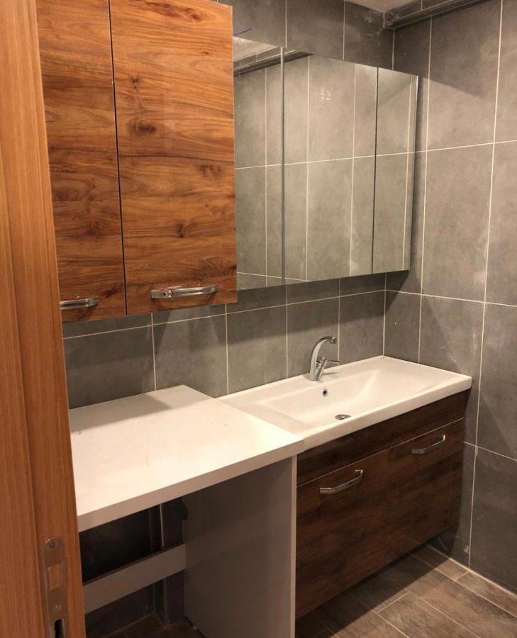 Lüks Banyo Dolabı