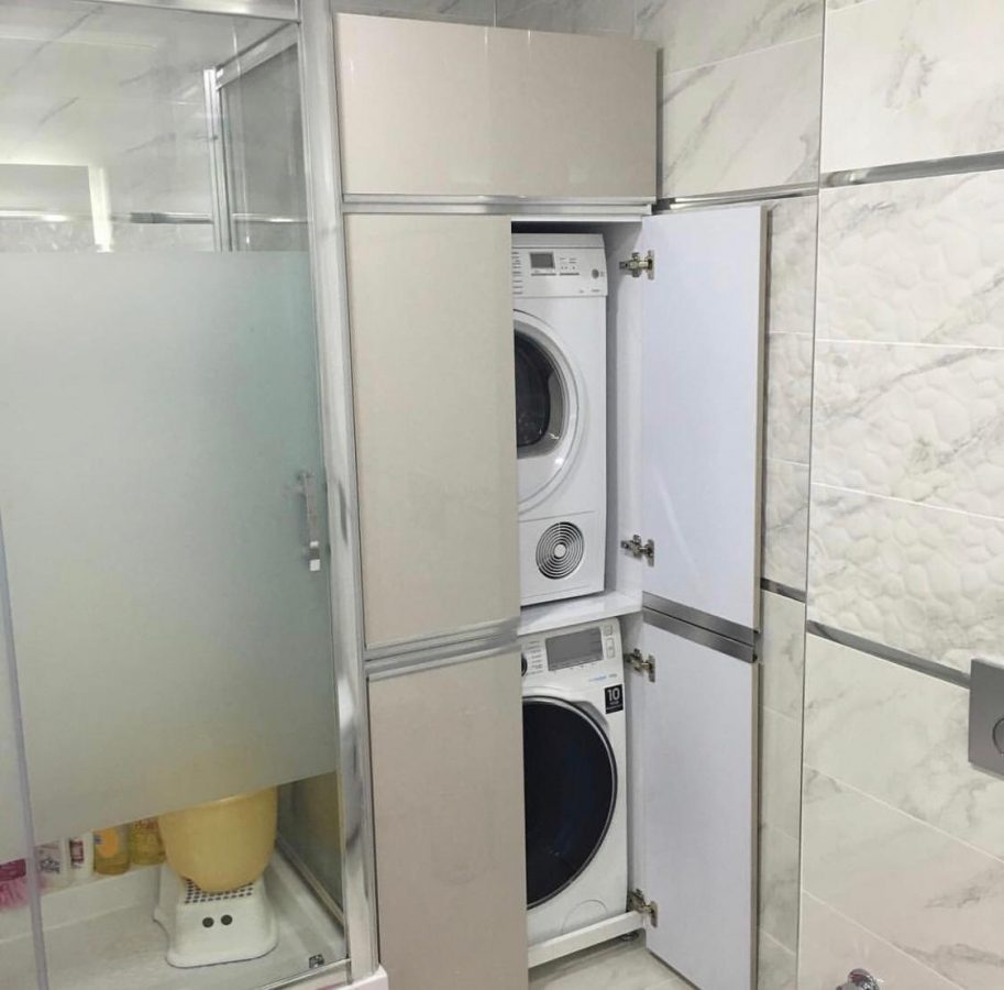 Çağdaş Banyo Dolabı